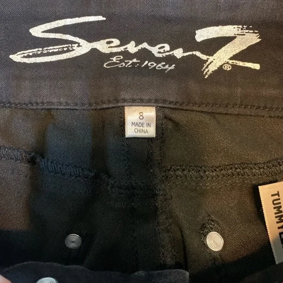 “Tummyless” Skinny Jeans in “Fawn Black” - Picture 5 of 9